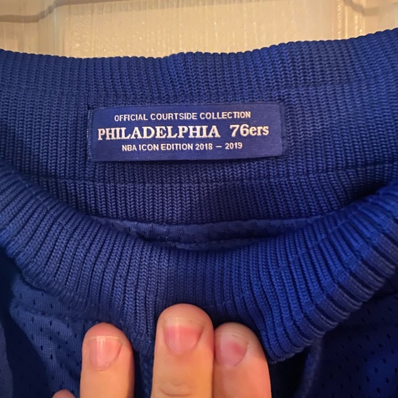 Philadelphia 76ers Nike Courtside Collection Authentic Shorts - Picture 5 of 6